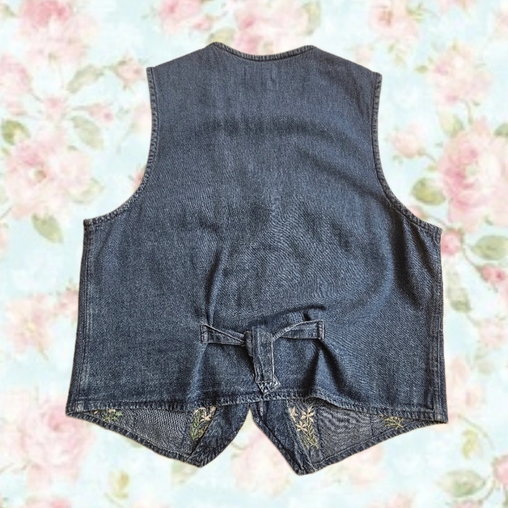 Wildfower Floral Embroidered Denim Vest by Van Huesen. Button Front. S. - Picture 2 of 8